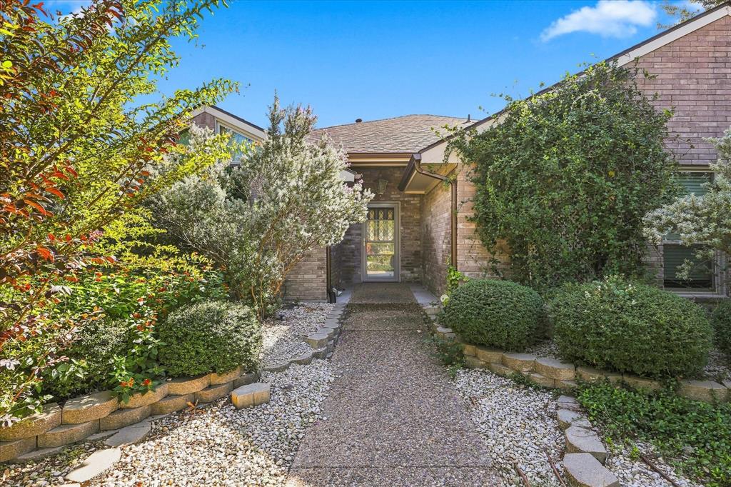 1604 Reunion Circle Property Photo 1