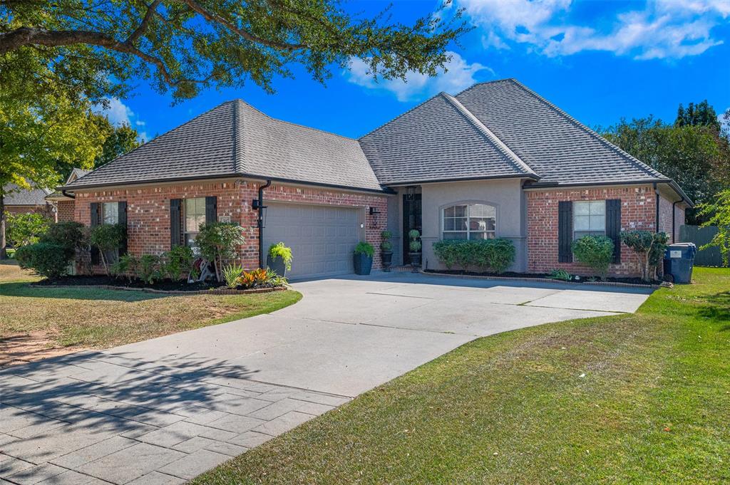 307 Magazine Court Property Photo 1
