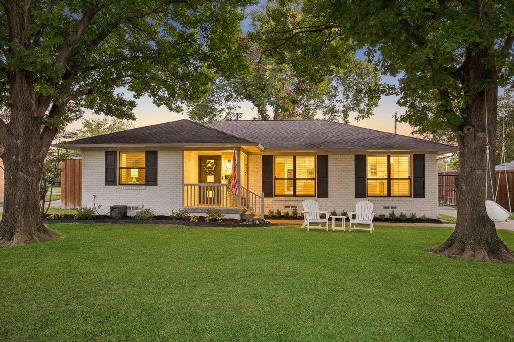 9924 Parkford Drive Property Photo 1