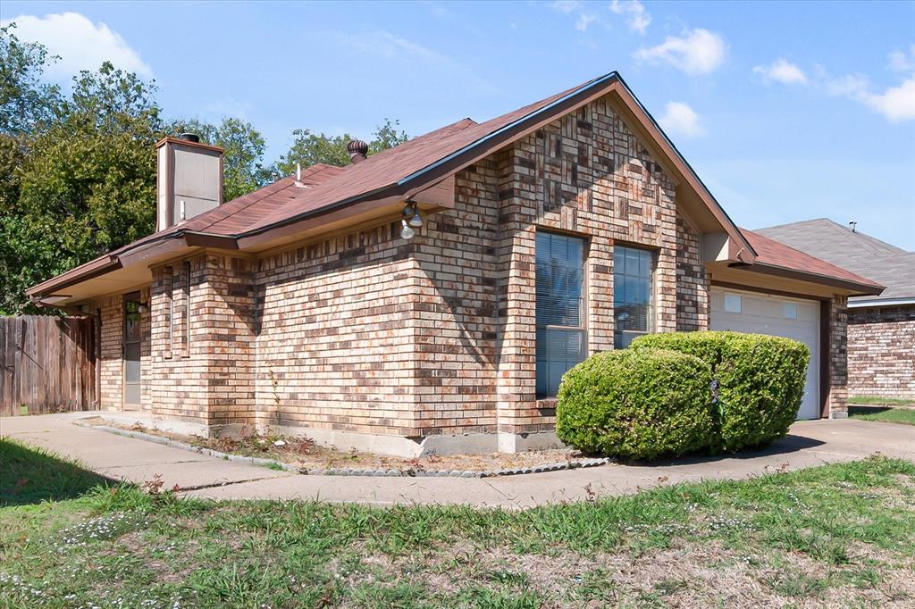 5606 Congressional Drive Property Photo 1