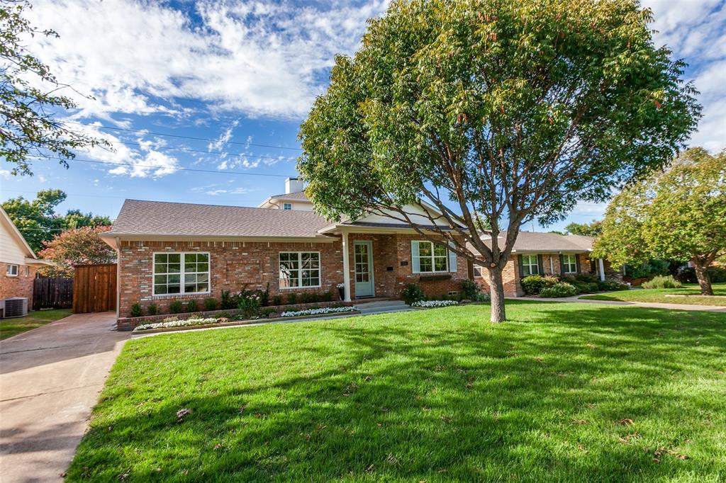 304 S Weatherred Drive Property Photo 1