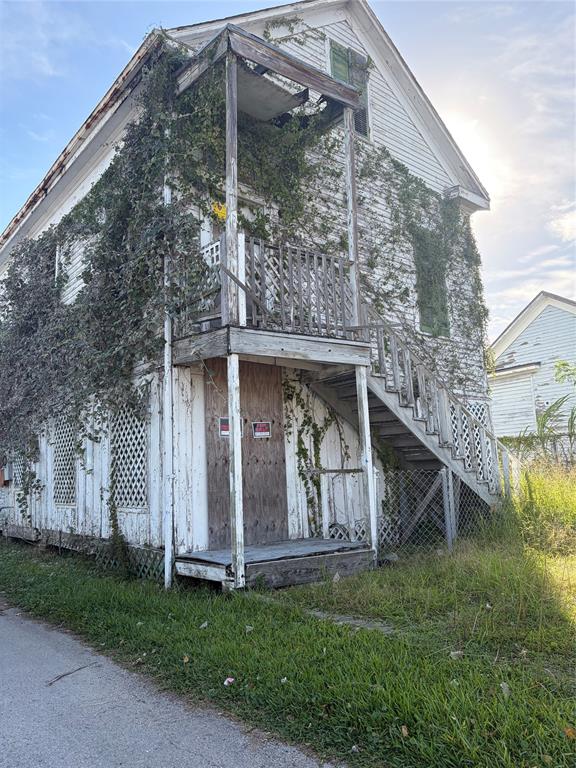 814 38th Street Property Photo 1
