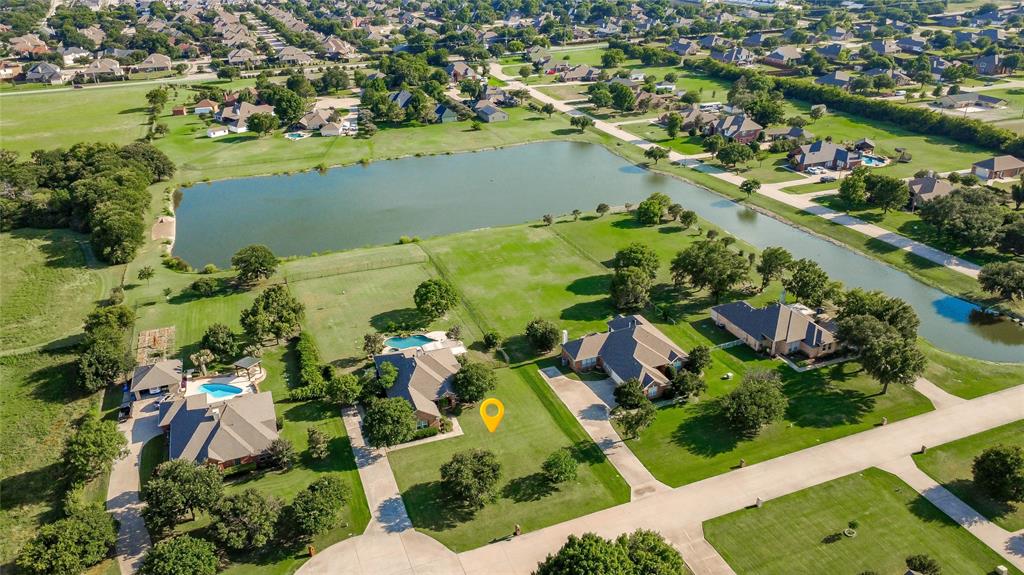 104 Island Circle Property Photo 1