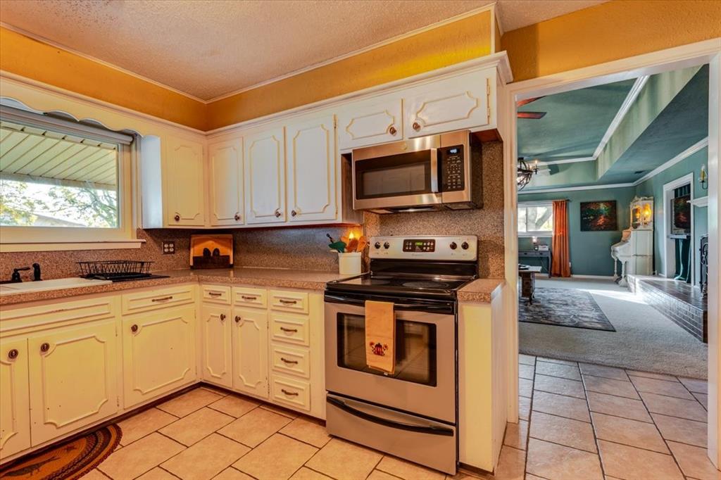 2600 Hilley Drive Property Photo 16
