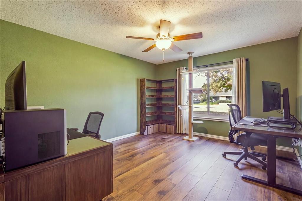 2600 Hilley Drive Property Photo 29