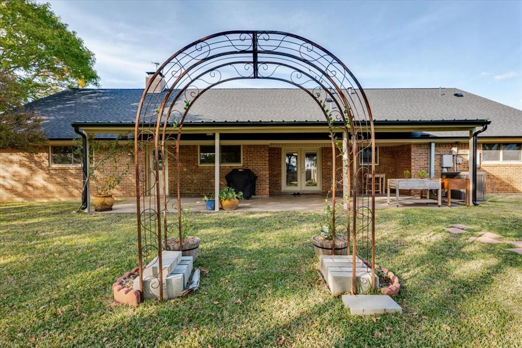 2600 Hilley Drive Property Photo 32