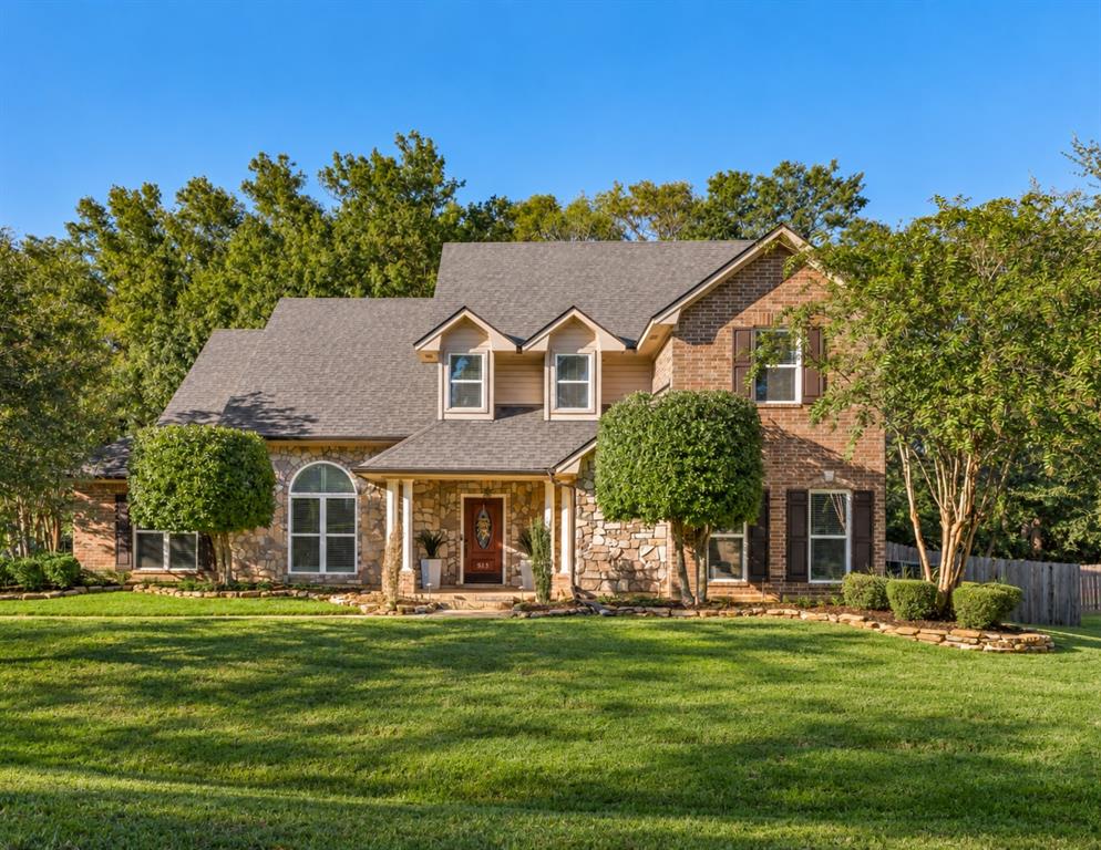 513 Lovers Landing Property Photo 1