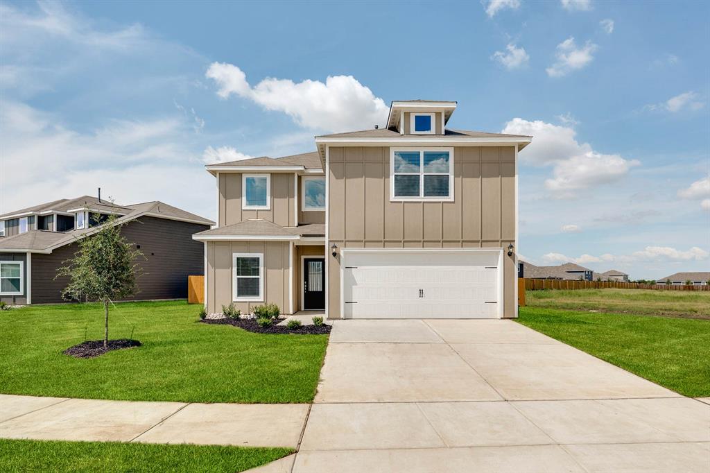 1529 Woodwinds Drive Property Photo 1