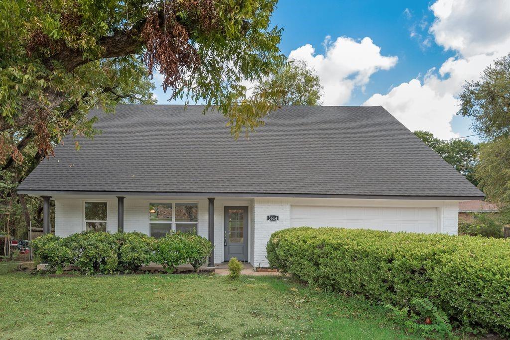 5614 University Hills Boulevard Property Photo 1