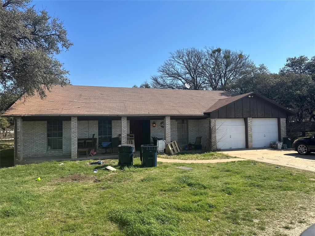 9352 N Highway 183 Property Photo 1