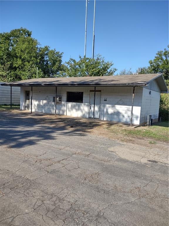 503 N Main Street Property Photo 2