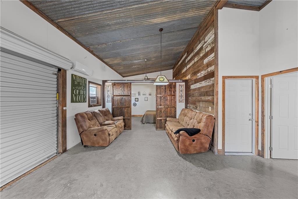 153 Cr 1519 Property Photo