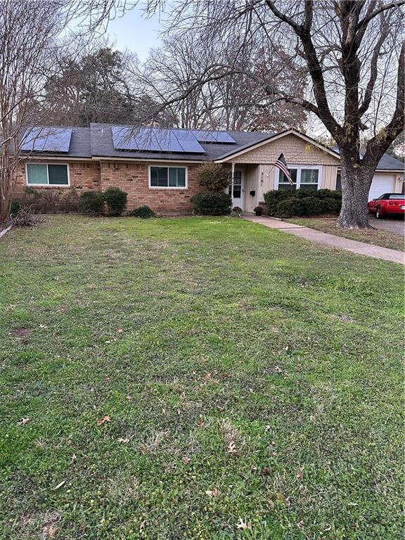 5101 Loch Lomond Drive Property Photo