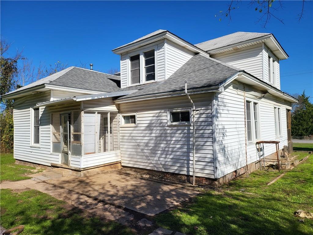 426 N Houston Street Property Photo 7