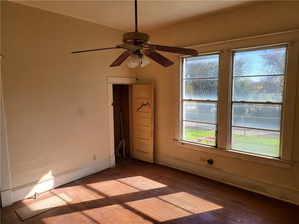426 N Houston Street Property Photo 25