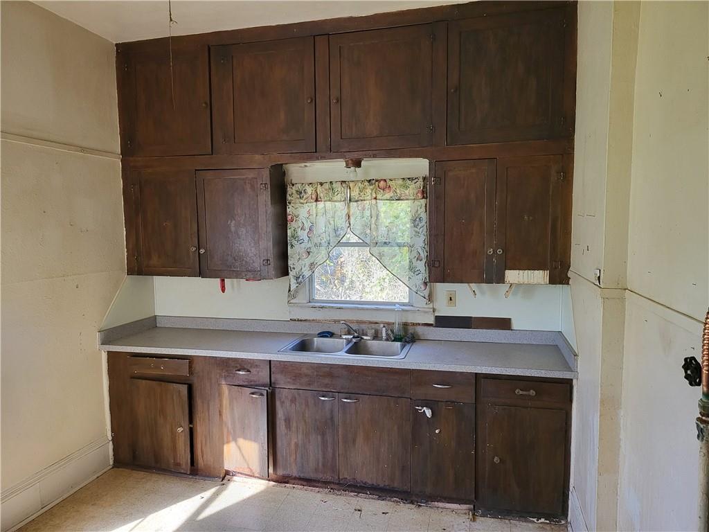 426 N Houston Street Property Photo 33