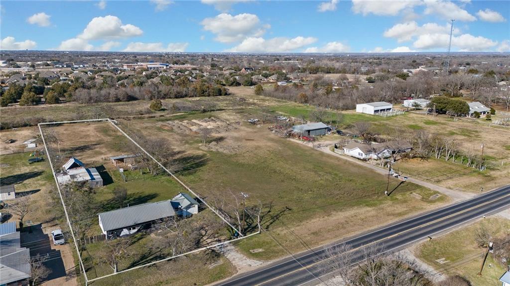 305 Moonlight Drive Property Photo