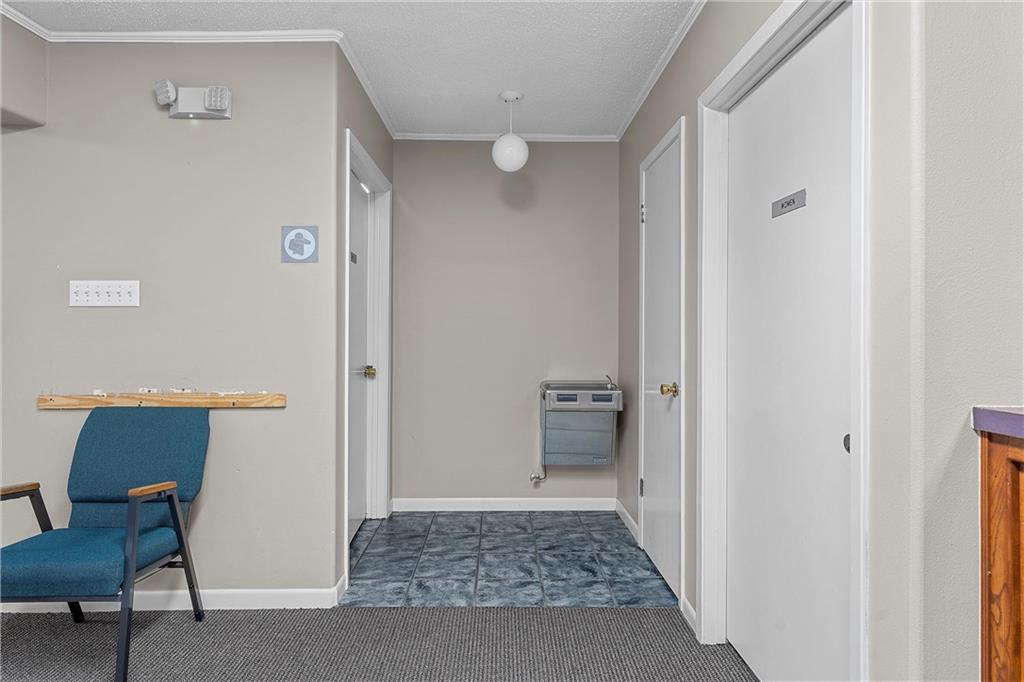 1005 N Red River Street Property Photo 15