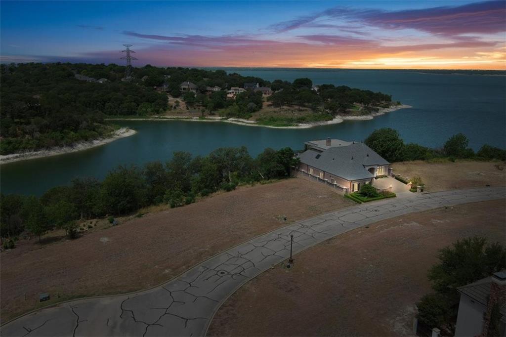 28 Enclave Court Property Photo