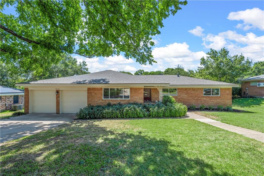 1533 Northcrest Drive Property Photo