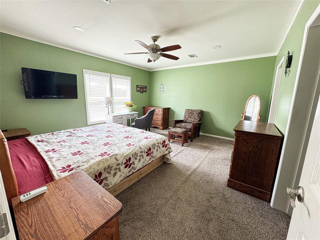 4070 T K Parkway Property Photo 6