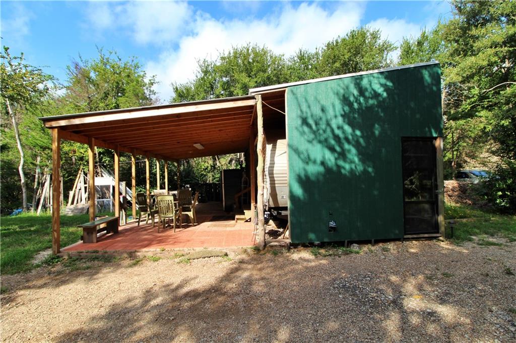 250 Lake Avenue Property Photo 8