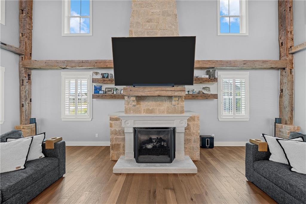 8300 Spicewood Springs Property Photo 12
