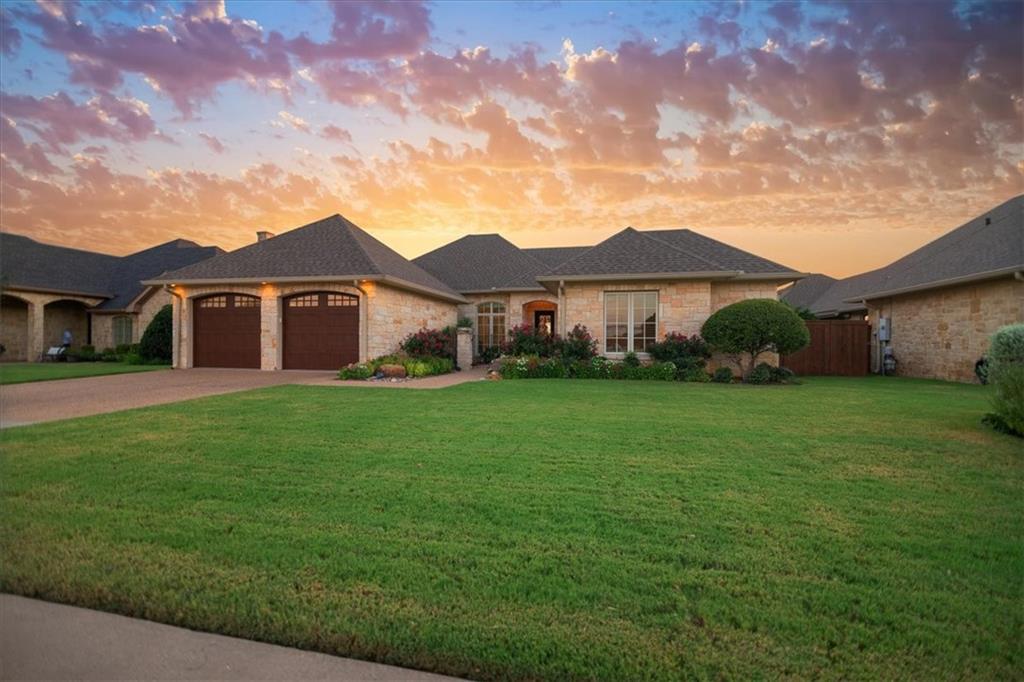 1608 Ridgewood Drive Property Photo