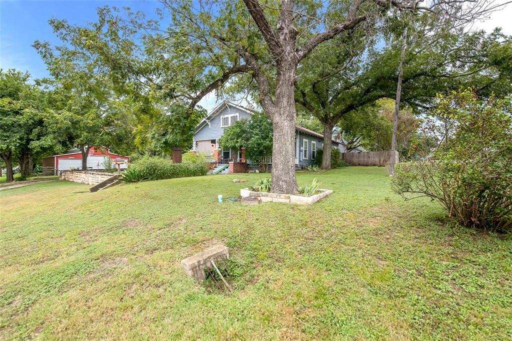 402 S Erath Property Photo