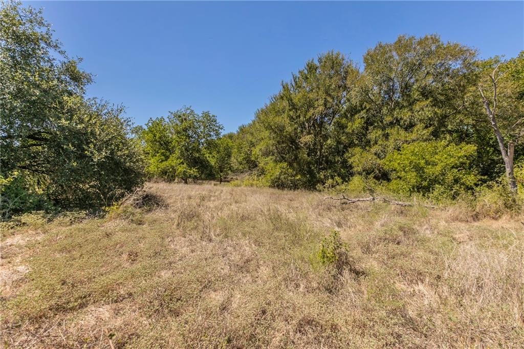 521 River Park Road Property Photo 2