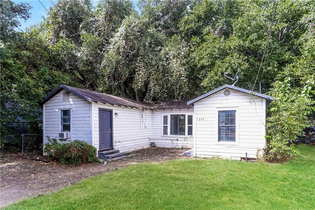 1212 J J Flewellen Road Property Photo