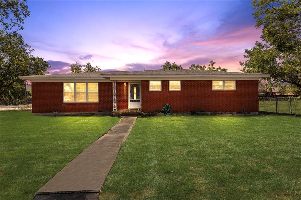 420 W 4th Street Property Photo