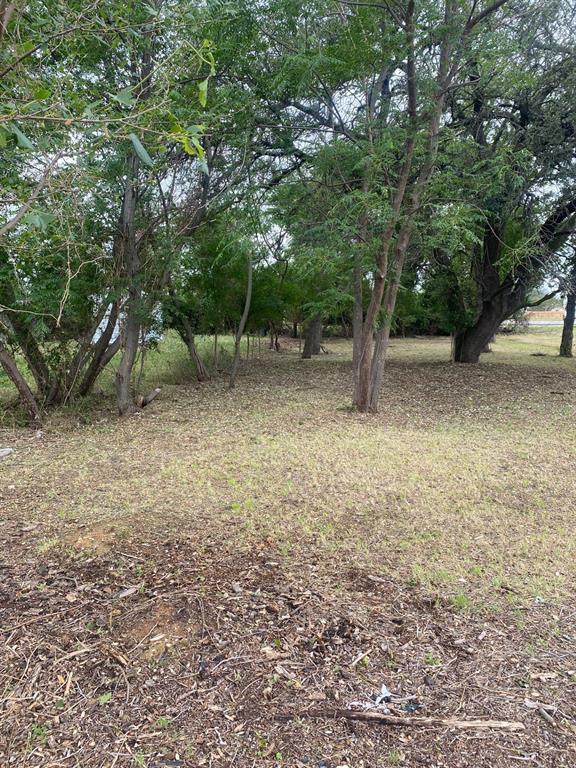 304 Walker Street Property Photo 3