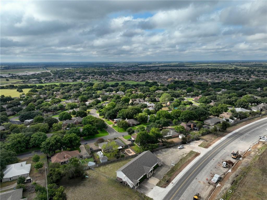 611 W Spring Valley Road Property Photo 23