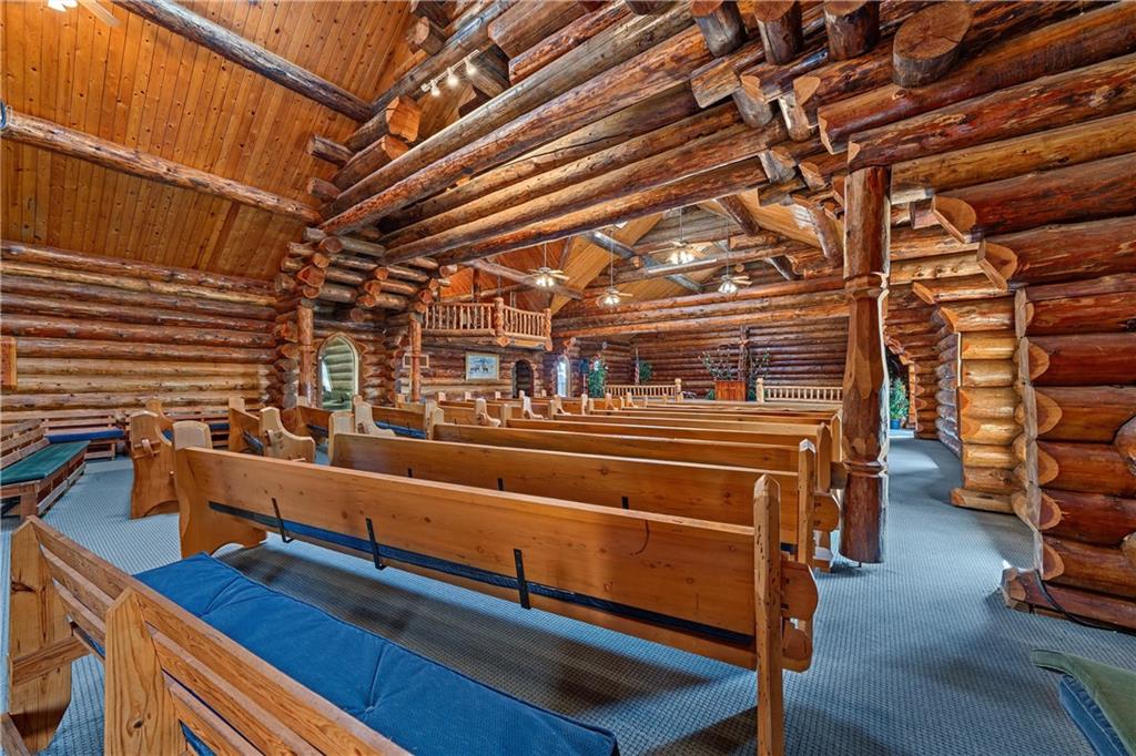 111 Cowboy Court Property Photo 4