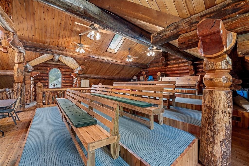 111 Cowboy Court Property Photo 11