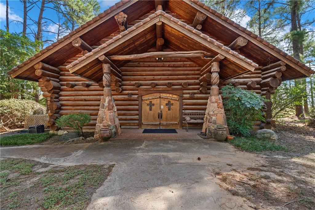 111 Cowboy Court Property Photo 39