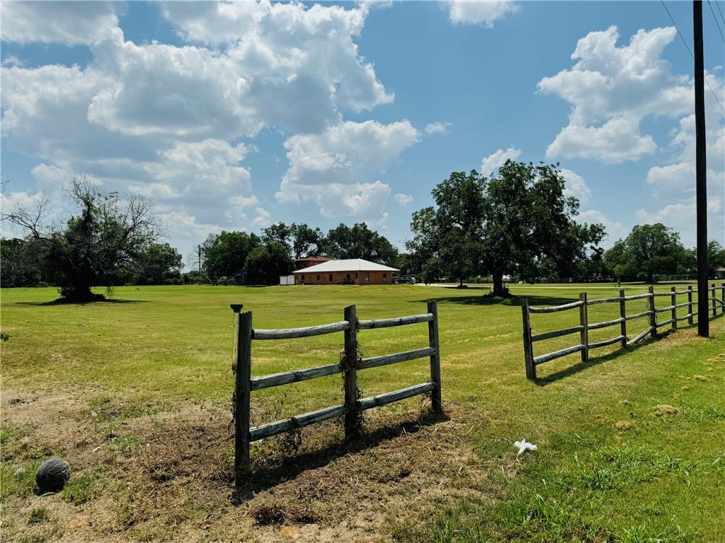 510 Cr 317 Road Property Photo 33