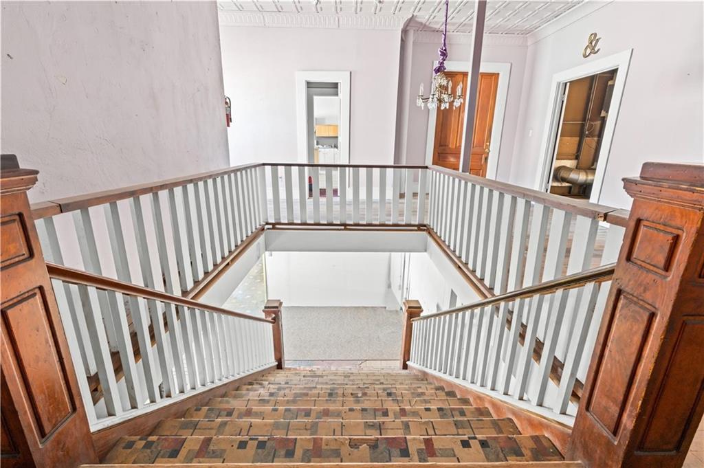 207 E Elm Street Property Photo 26