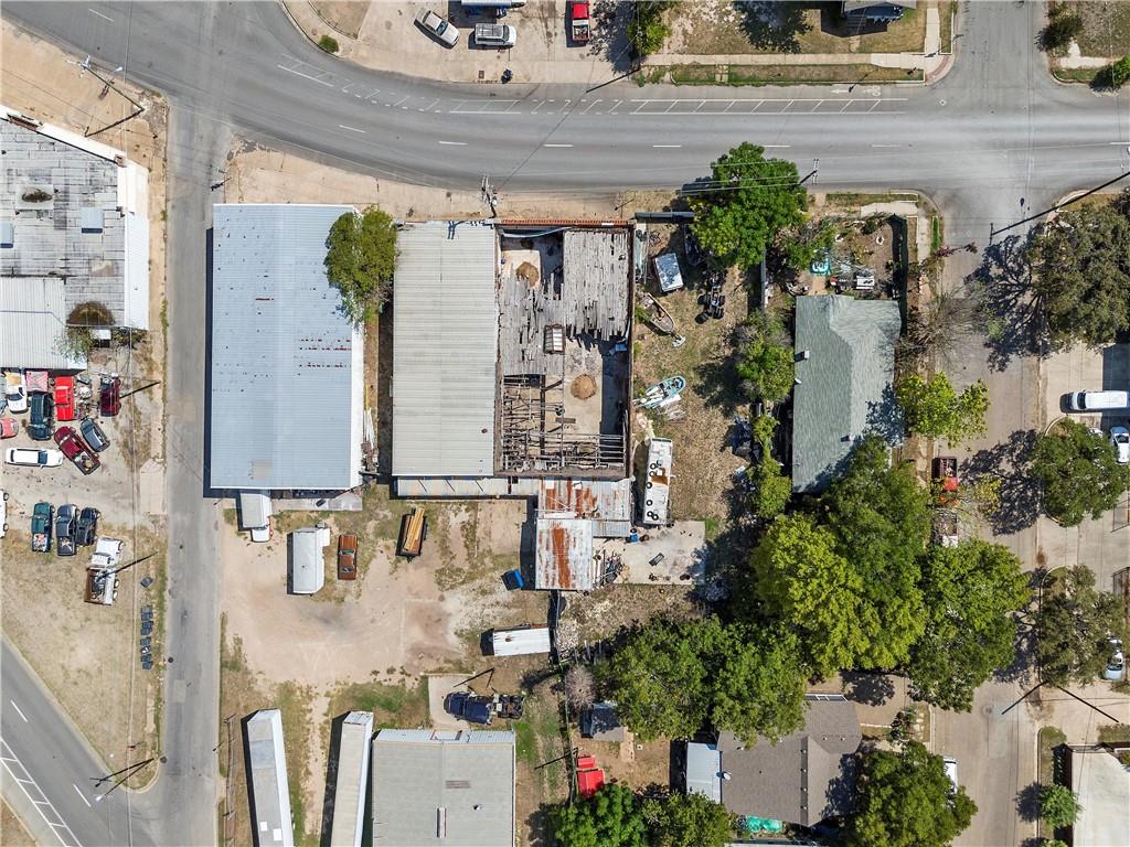1501 Herring Avenue Property Photo 14