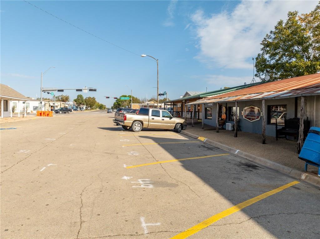 206 N Brazos Ave Property Photo 7