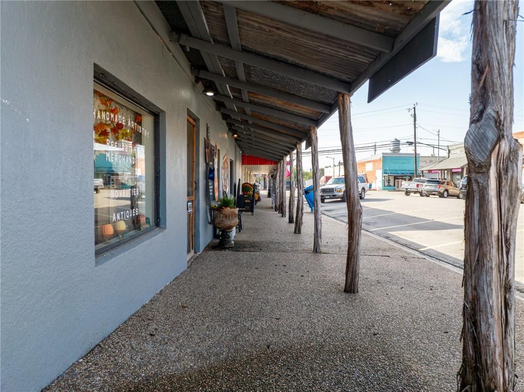 206 N Brazos Ave Property Photo 13