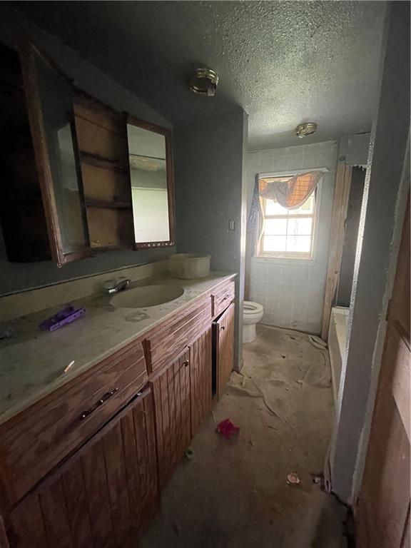 766 Selby Lane Property Photo 13