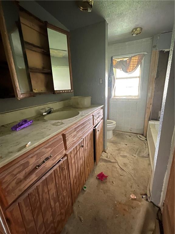 766 Selby Lane Property Photo 14