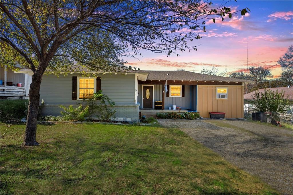 511 N Abbott Street Property Photo
