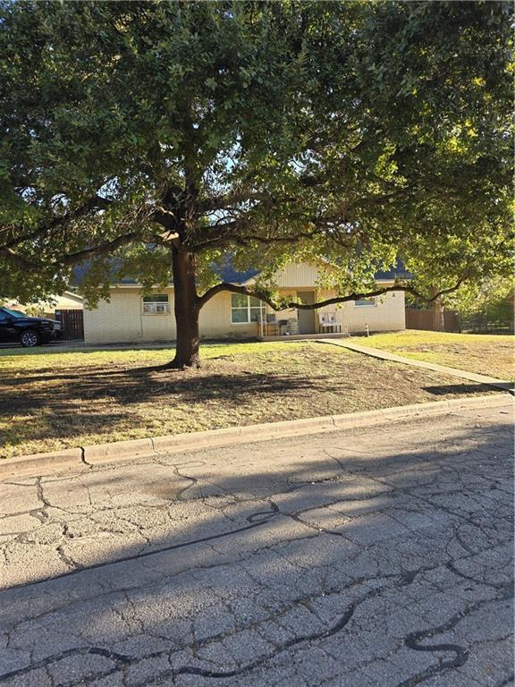 3409 Kenwood Street Property Photo 1