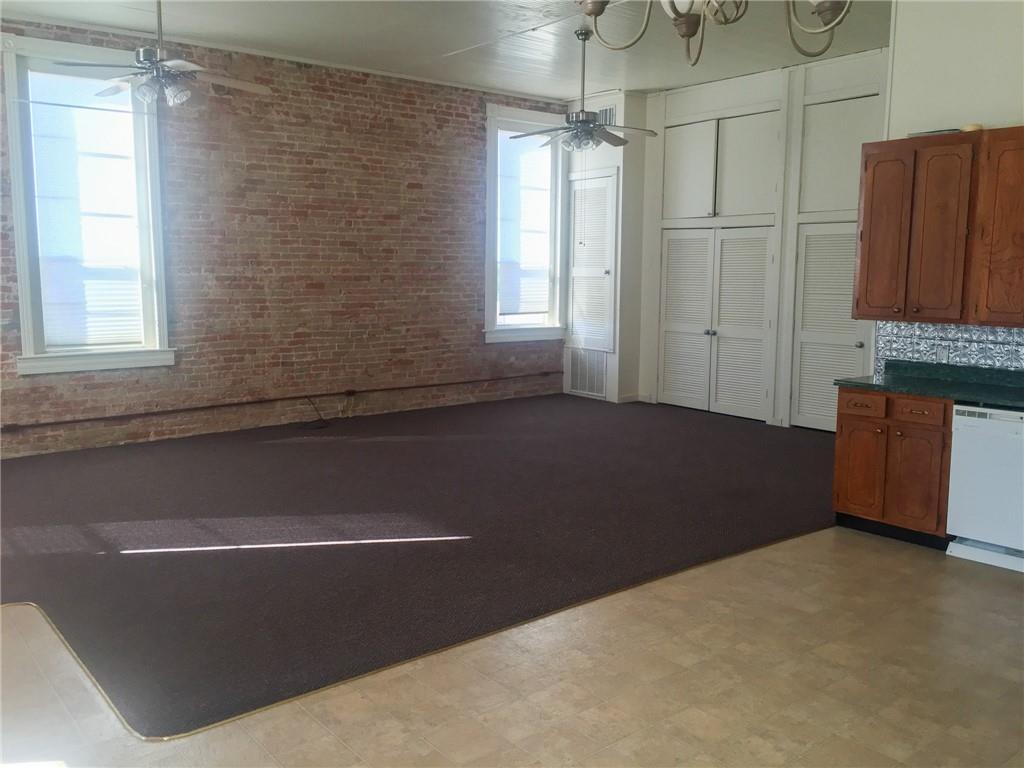 117 S Main St Property Photo 21