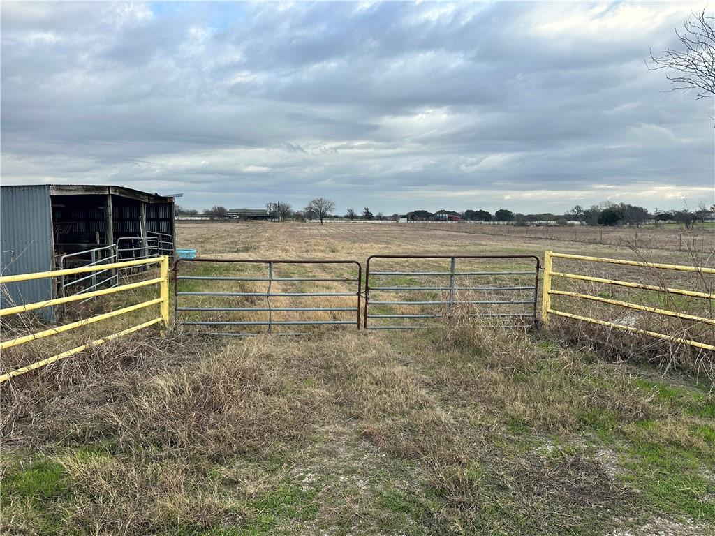 13667 Wortham Bend Road Property Photo