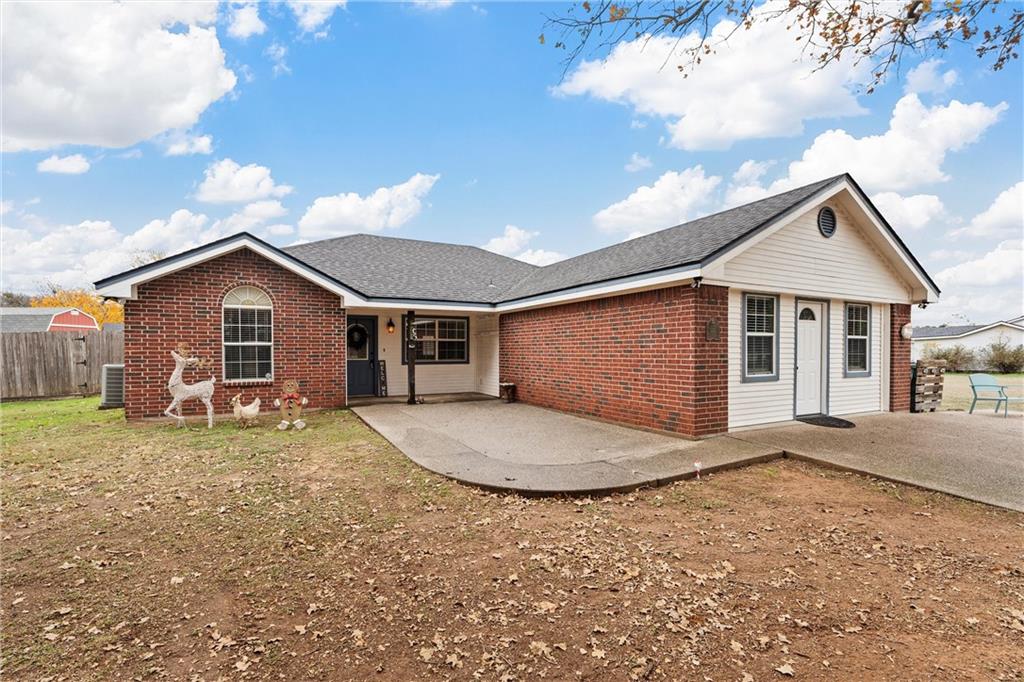 102 Spring Branch Rd Property Photo