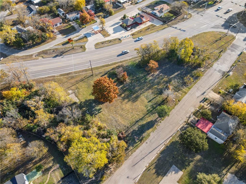 105,107,109,111 Victory Drive Property Photo 1